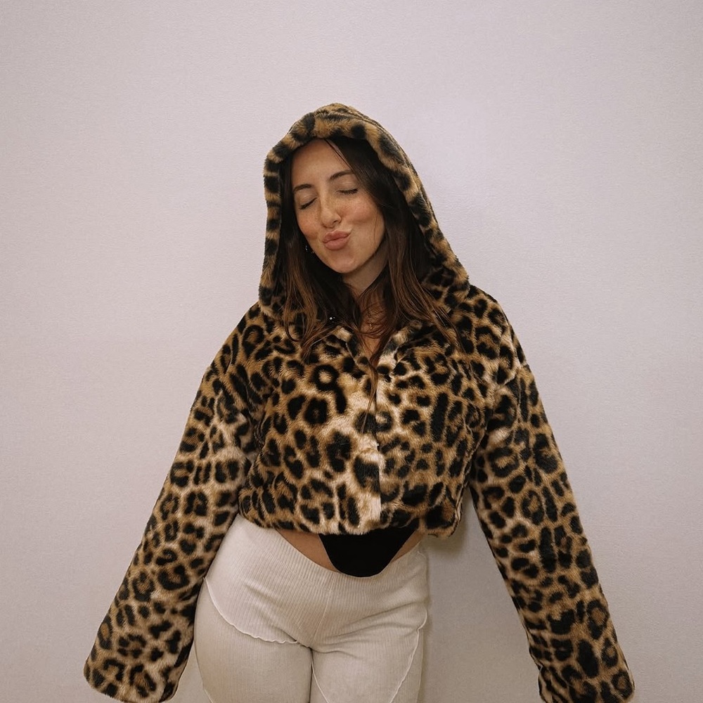 Leopard Print Cropped Faux Fur Hooded Jacket